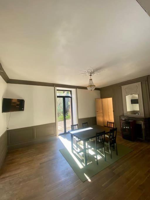 Les Fayes House Villa Isle ภายนอก รูปภาพ